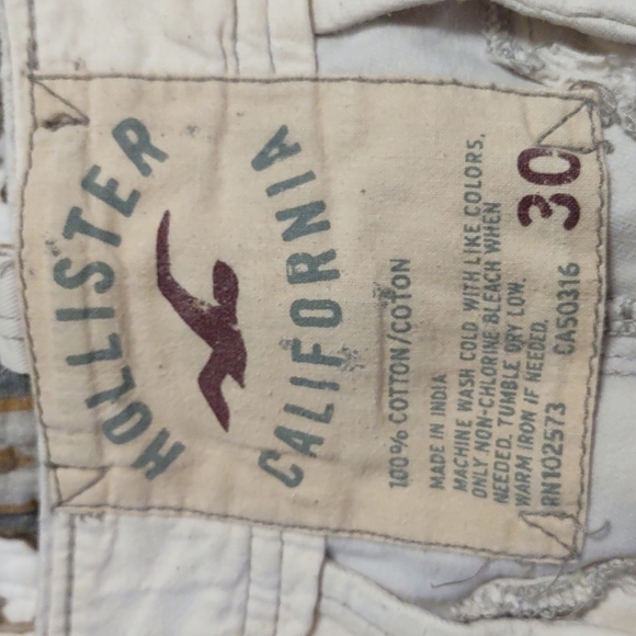 Hollister Chino style shorts - Picture 4 of 8